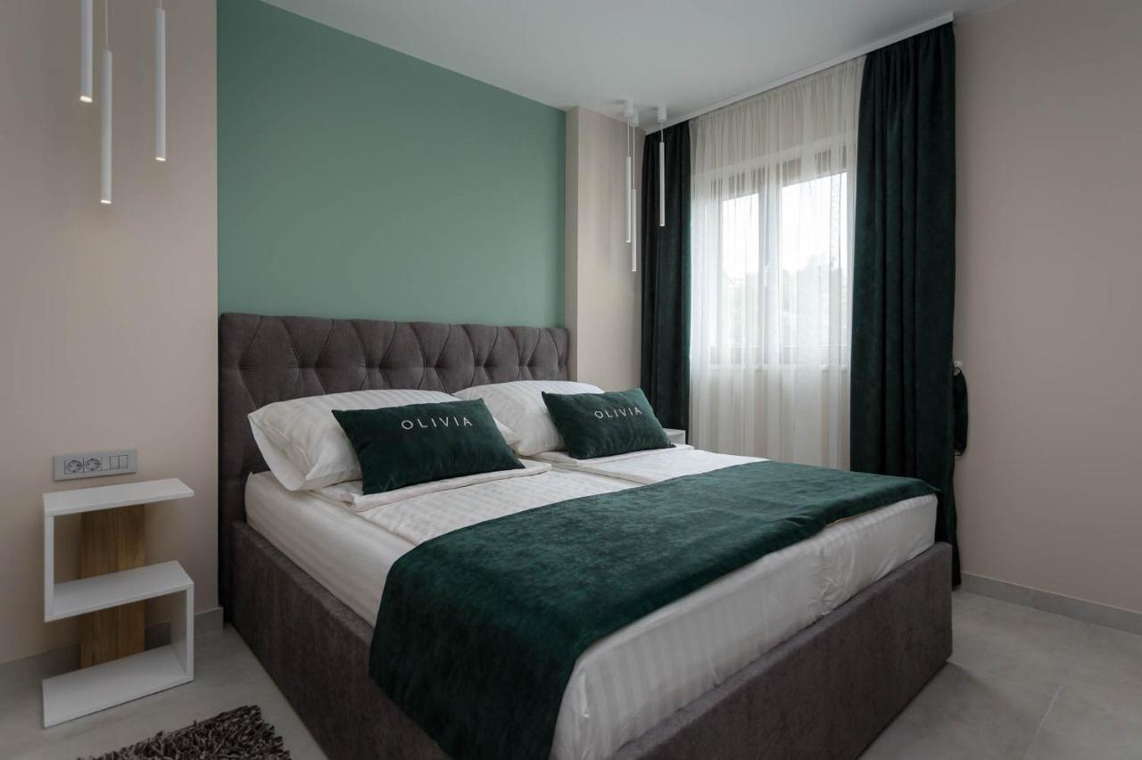 Apartments Olivia & Navy, Silo Екстериор снимка